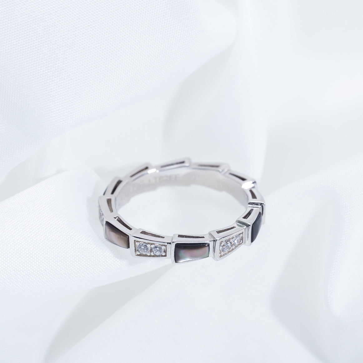 [⭐Shinejoy]SERPENTI RING SILVER  DIAMOND BLACK MOP 3MM