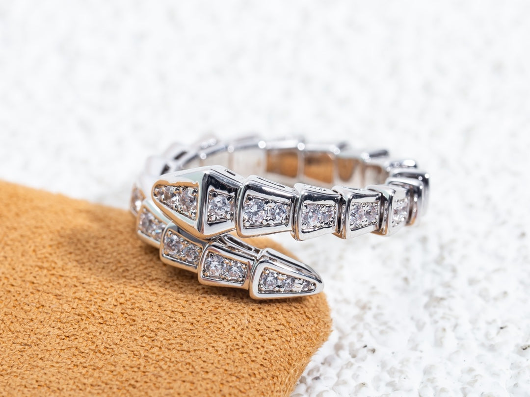 [⭐Shinejoy]SERPENTI RING SILVER DIAMOND PAVED 4MM