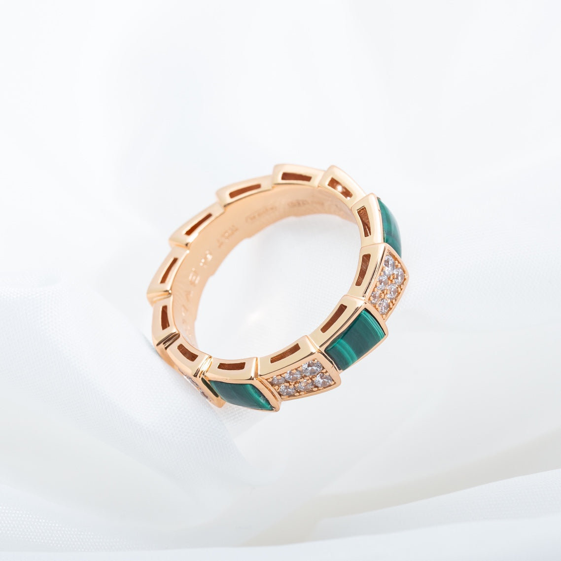 [⭐Shinejoy]SERPENTI RING PINK GOLD MALACHITE DIAMOND PAVED 4MM