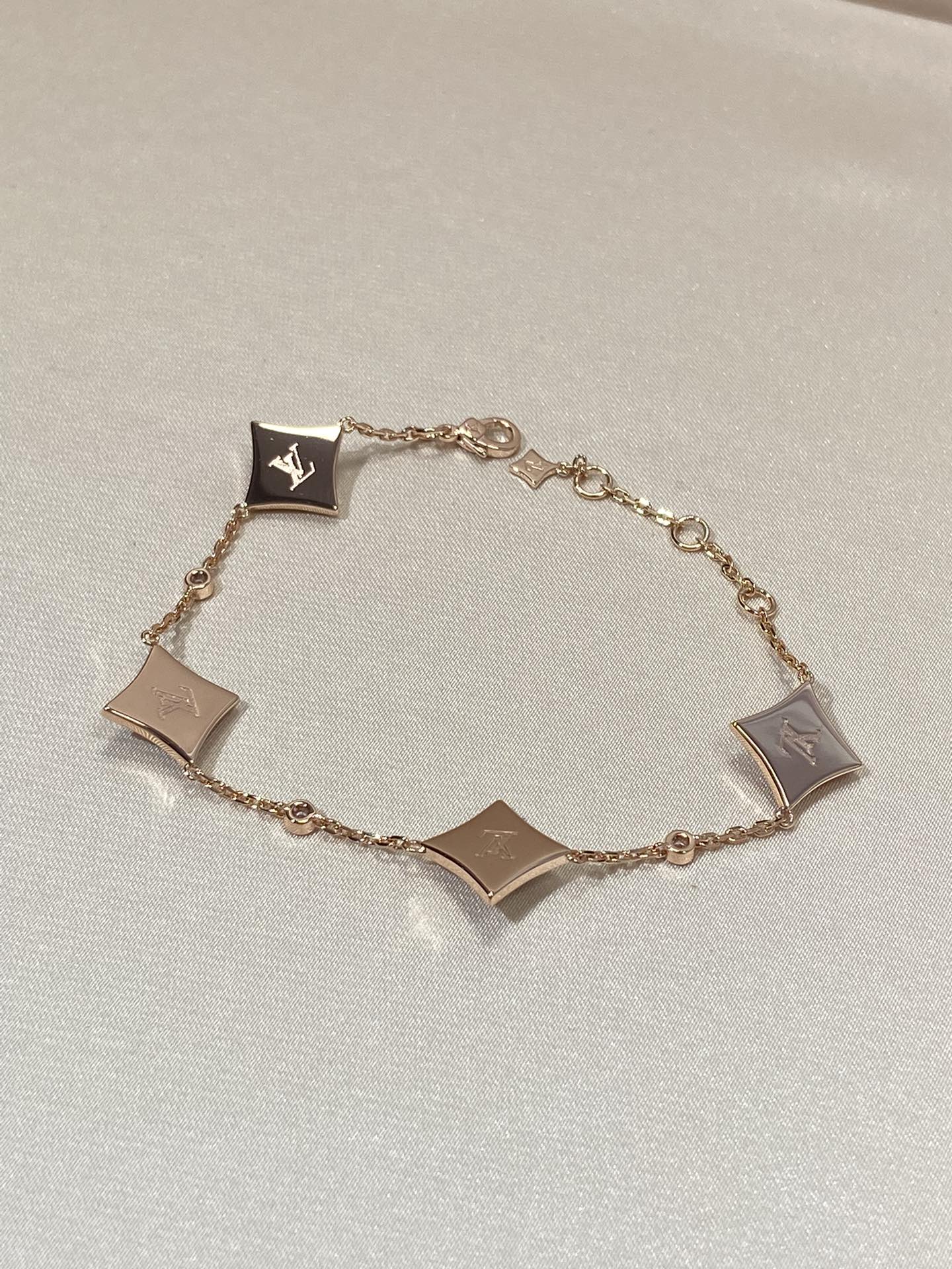 [Shinejoy]STAR 4 MOTIF MOP DIAMOND PINK GOLD BRACELET
