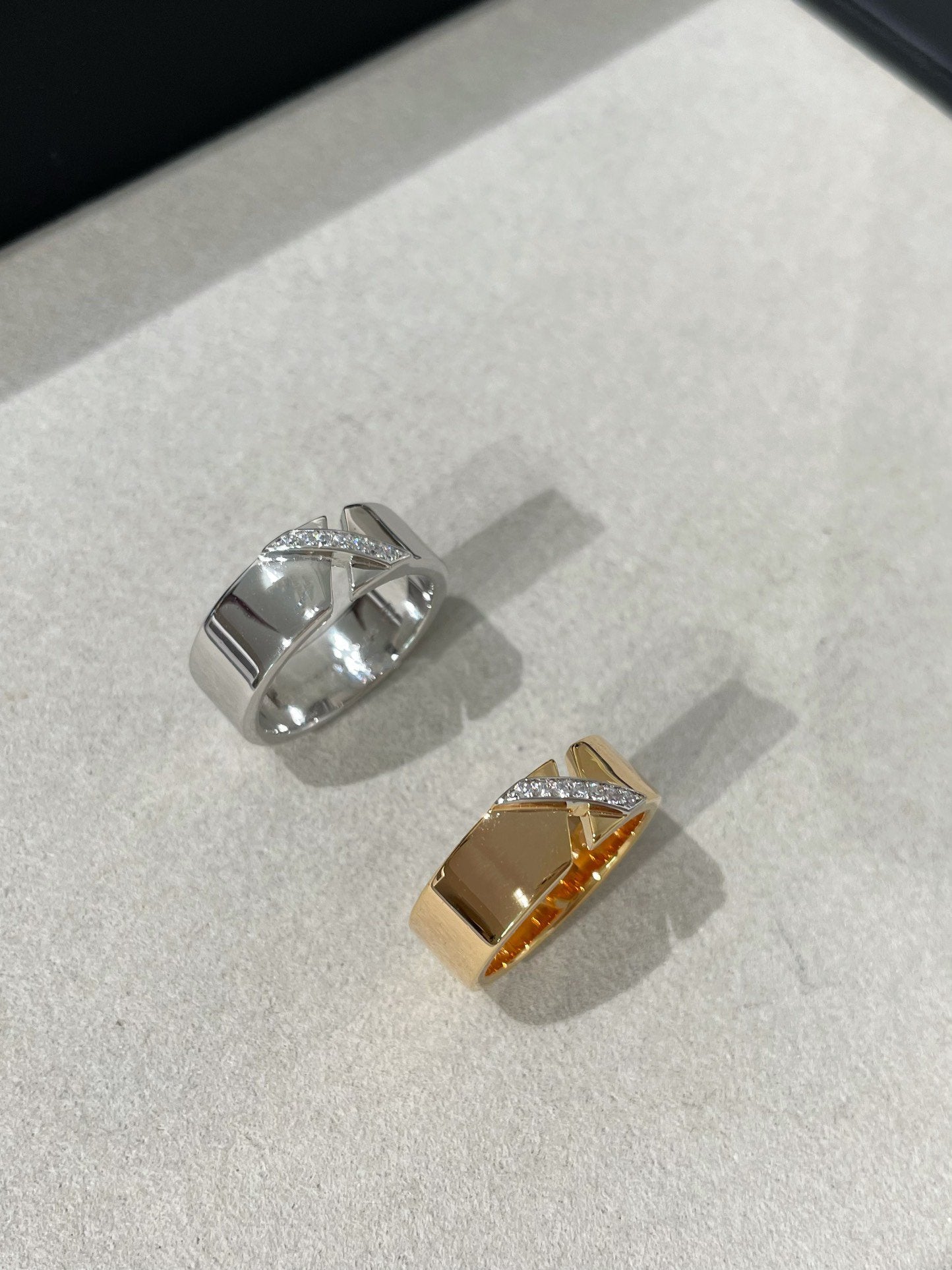 [Shinejoy]LIENS EVIDENCE DIAOMOND RING