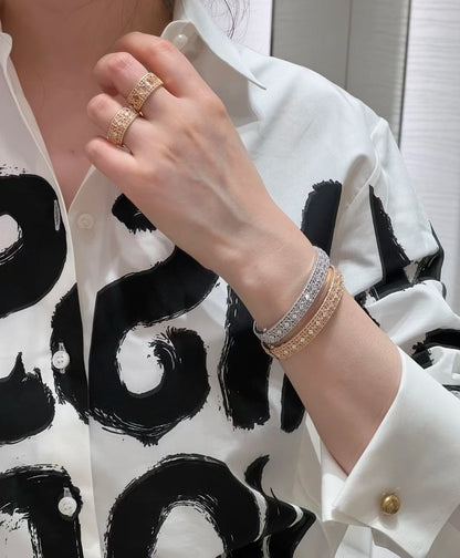 [⭐Shinejoy]2026 WOVEN-PATTERN BRACELET SET WITH FULL DIAMOND INLAY THREE-COLORS