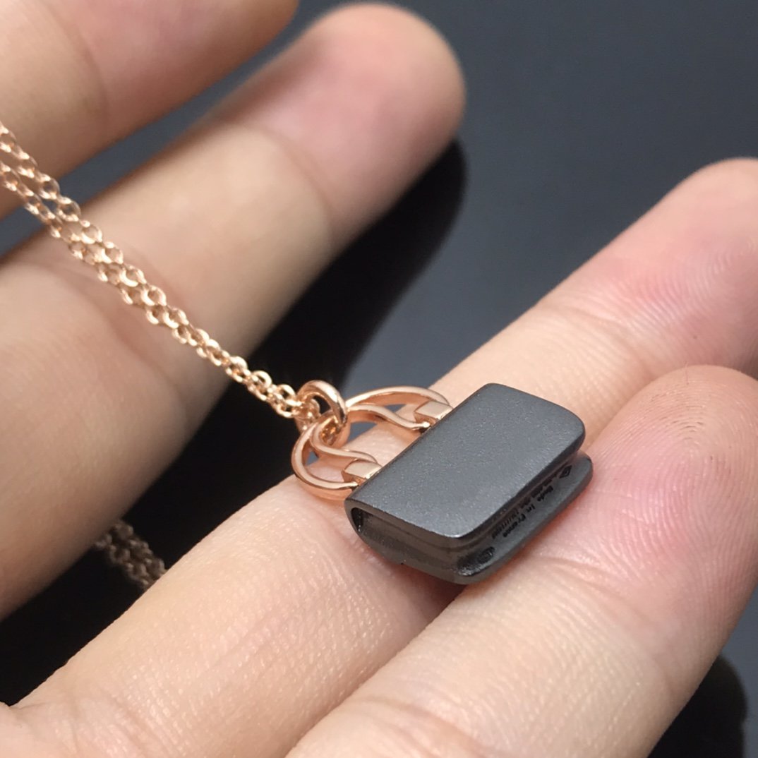 [Shinejoy]WOMEN'S HM AMULETTES CONSTANCE PENDANT NECKLACE