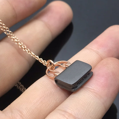 [Shinejoy]WOMEN'S HM AMULETTES CONSTANCE PENDANT NECKLACE