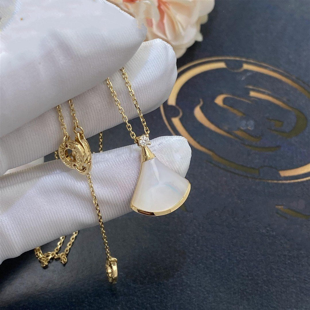 [⭐Shinejoy]DREAM NECKLACE WHITE MOP GOLD 1 DIAMOND