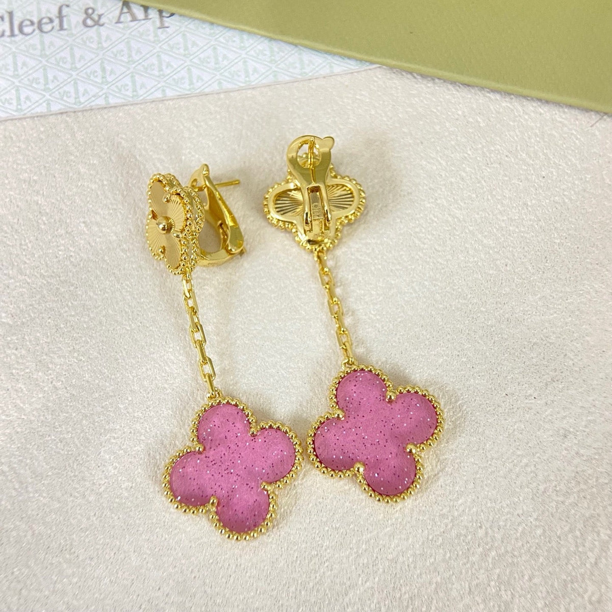 [⭐Shinejoy]2026 NEW CLOVER 2 MOTIF  BUBBLE PINK ENAMEL