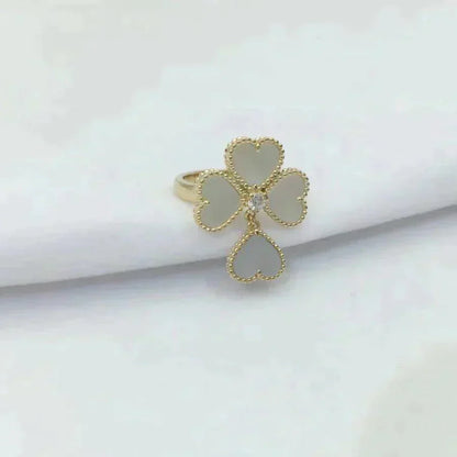 [Shinejoy]SWEET CLOVER WHITE MOP RING