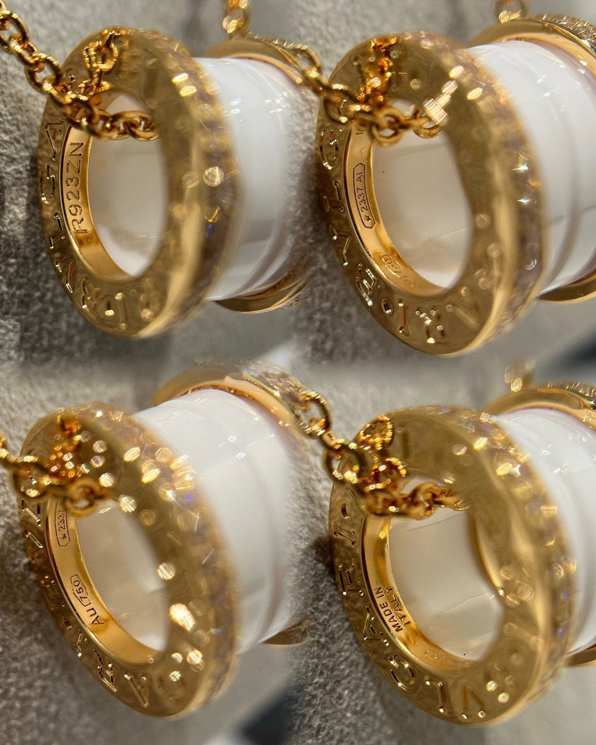 [⭐Shinejoy]ZERO 1 WHITE CERAMIC DIAMOND PINK GOLD NECKLACE